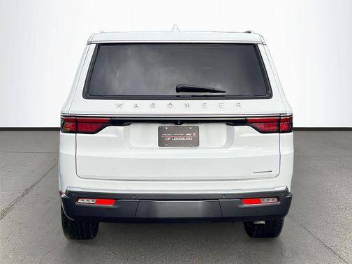 2022 Jeep Wagoneer Series III 4x2