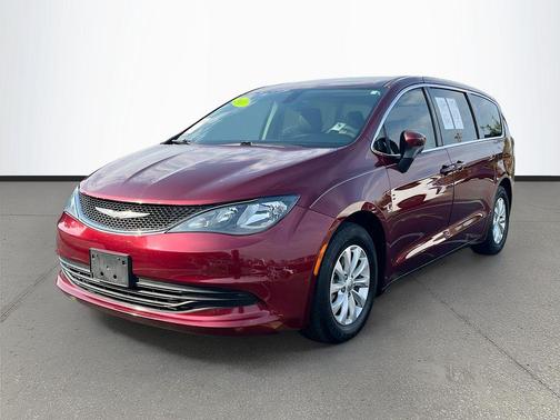 Velvet Red Pearlcoat 2017 Chrysler Pacifica Touring