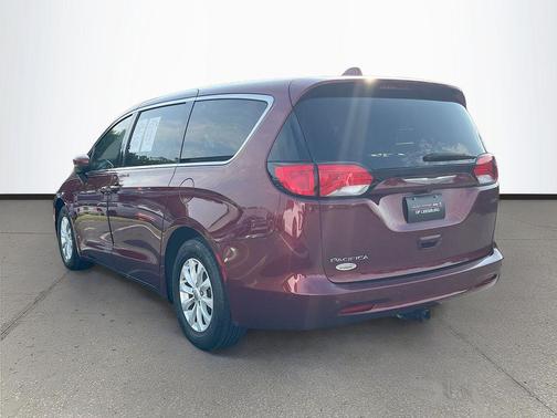 Velvet Red Pearlcoat 2017 Chrysler Pacifica Touring