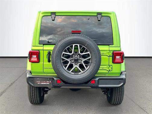 2026 Jeep Wrangler 4-Door Sahara 4x4