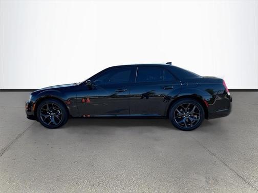 2023 Chrysler 300 Touring