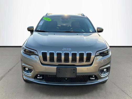 2019 Jeep Cherokee Overland