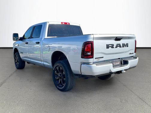 2026 RAM 2500 Big Horn Crew Cab 4x4 6'4' Box