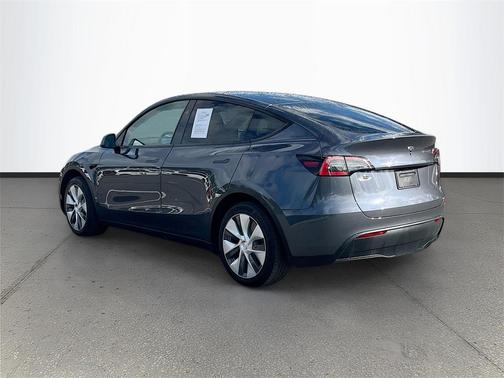2023 Tesla Model Y RWD