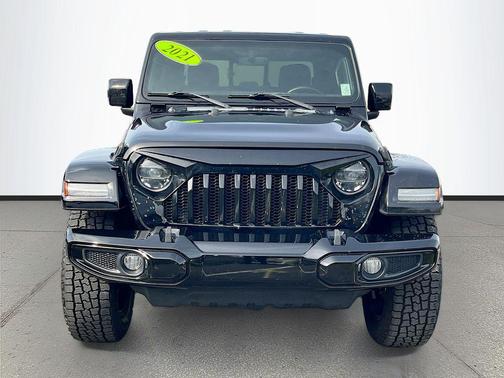 Black Clearcoat 2021 Jeep Gladiator High Altitude 4x4