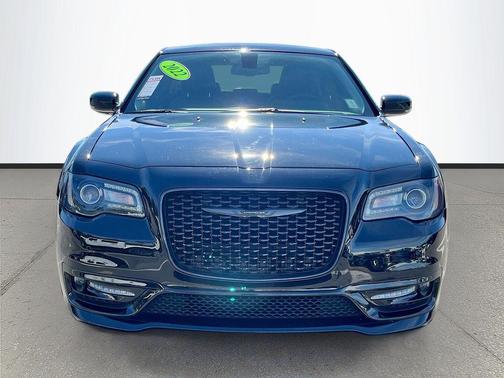 2022 Chrysler 300 Touring