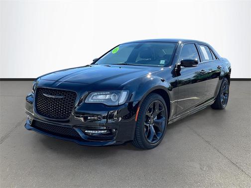 2022 Chrysler 300 Touring
