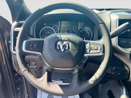2025 RAM 2500 Big Horn Crew Cab 4x4 6'4' Box