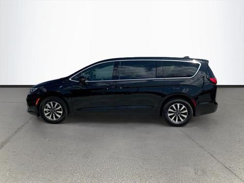 2025 Chrysler Pacifica Hybrid Select
