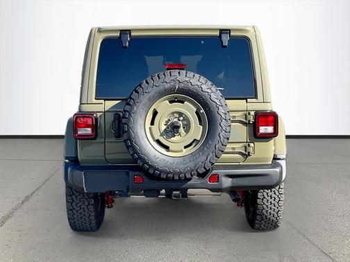 2025 Jeep Wrangler 4xe Willys