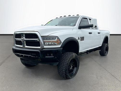 Bright White Clearcoat 2017 RAM 2500 Tradesman Crew Cab 4x4 6'4' Box