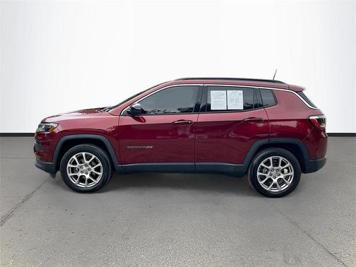 2022 Jeep Compass Latitude Lux
