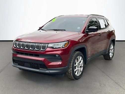 2022 Jeep Compass Latitude Lux
