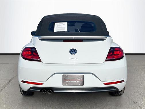 2018 Volkswagen Beetle 2.0T Coast