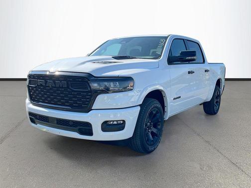 Bright White Clearcoat 2026 RAM 1500 Big Horn/Lone Star