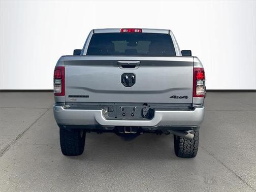 2023 RAM 2500 Big Horn Crew Cab 4x4 6'4' Box