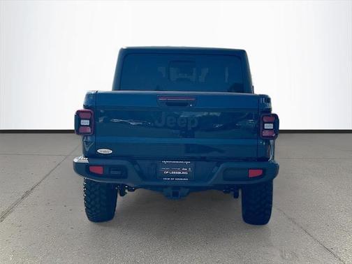 2025 Jeep Gladiator Willys