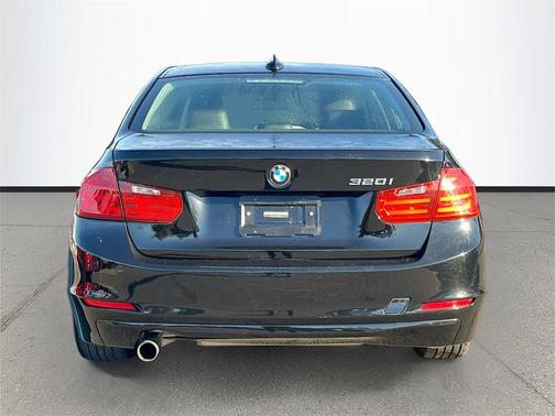 2015 BMW 320 i
