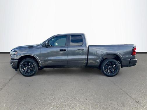 Granite Crystal Metallic Clearcoat 2026 RAM 1500 Big Horn/Lone Star