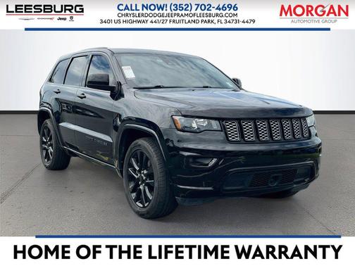 Diamond Black Crystal Pearlcoat 2021 Jeep Grand Cherokee Laredo