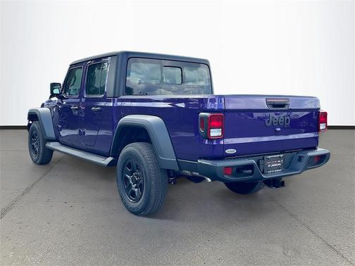 2026 Jeep Gladiator Sport