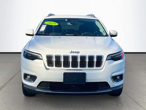 Bright White Clearcoat 2019 Jeep Cherokee Limited