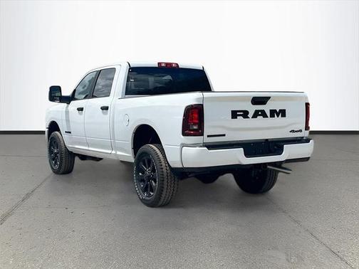 2025 RAM 2500 Big Horn Crew Cab 4x4 6'4' Box