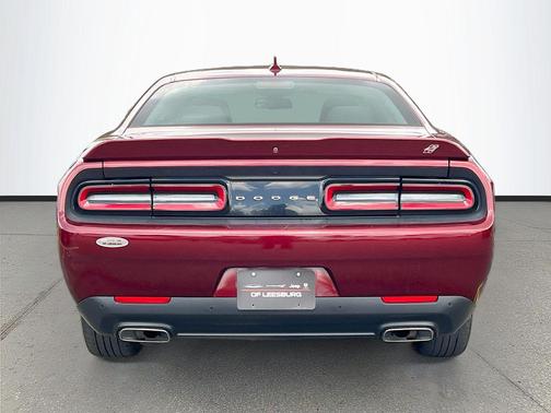 Octane Red Pearlcoat 2021 Dodge Challenger SXT