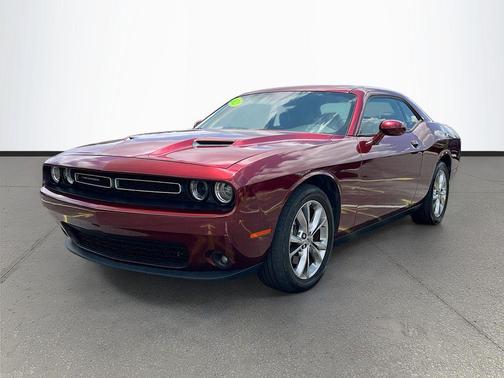 Octane Red Pearlcoat 2021 Dodge Challenger SXT