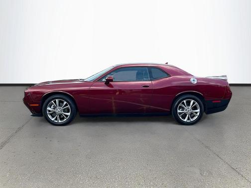 Octane Red Pearlcoat 2021 Dodge Challenger SXT