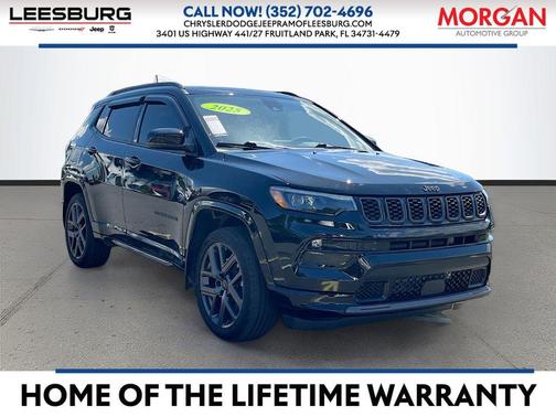Diamond Black Crystal Pearlcoat 2025 Jeep Compass Limited