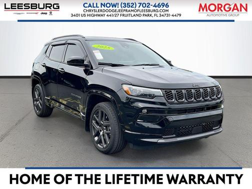 Diamond Black Crystal Pearlcoat 2025 Jeep Compass Limited