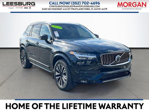 2022 Volvo XC90 T5 Momentum