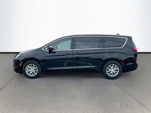 Diamond 2027 Chrysler Pacifica L