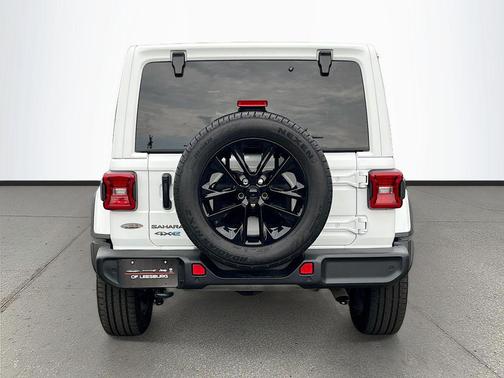 Bright White Clearcoat 2025 Jeep Wrangler 4xe Sahara
