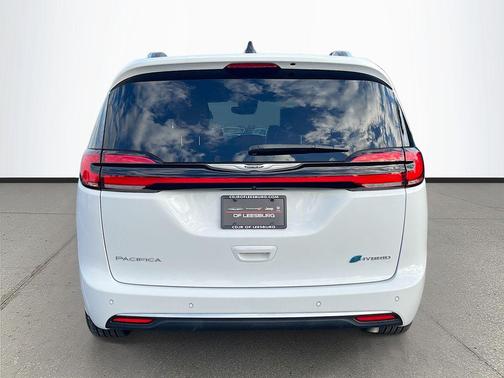 2024 Chrysler Pacifica L