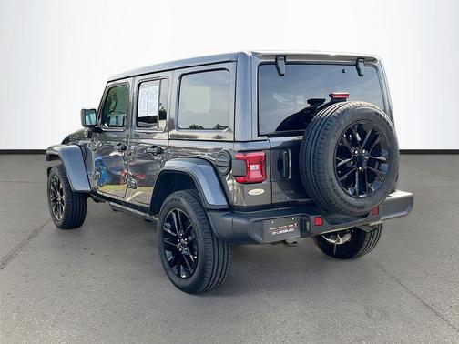 Granite Crystal Metallic Clearcoat 2025 Jeep Wrangler 4xe Sahara