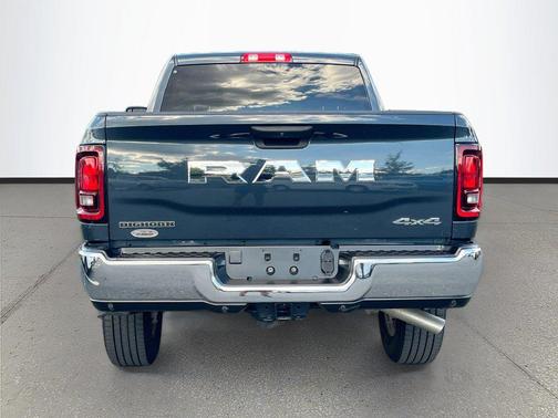 Blue Metallic 2026 RAM 2500 Big Horn Crew Cab 4x4 6'4' Box