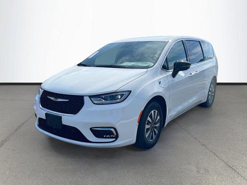 2025 Chrysler Pacifica Hybrid Select