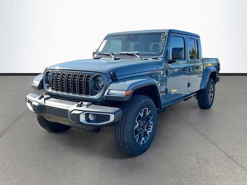 Anvil Clearcoat 2026 Jeep Gladiator Sahara 4x4