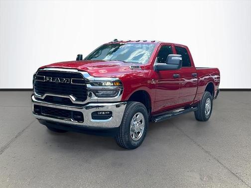 2025 RAM 2500 Tradesman Crew Cab 4x4 6'4' Box