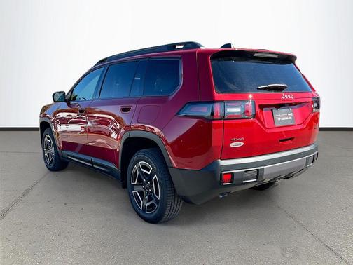 2026 Jeep Cherokee Laredo 4x4