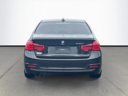 2018 BMW 330 330i