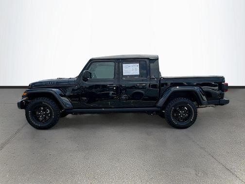 Black Clearcoat 2025 Jeep Gladiator Willys