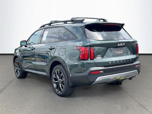 Aruba Green 2022 Kia Sorento SX