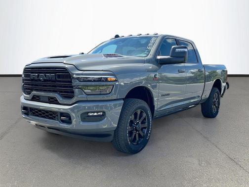 Ceramic White 2026 RAM 3500 Laramie Crew Cab 4x4 6'4' Box