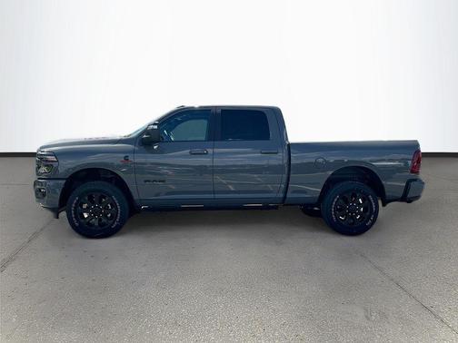 Ceramic White 2026 RAM 3500 Laramie Crew Cab 4x4 6'4' Box