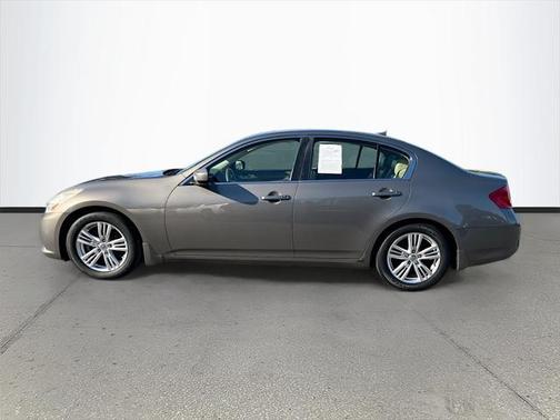 2013 INFINITI G37 Journey