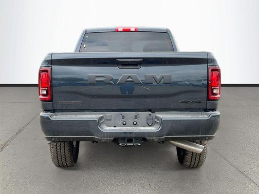 2026 RAM 2500 Big Horn Crew Cab 4x4 6'4' Box