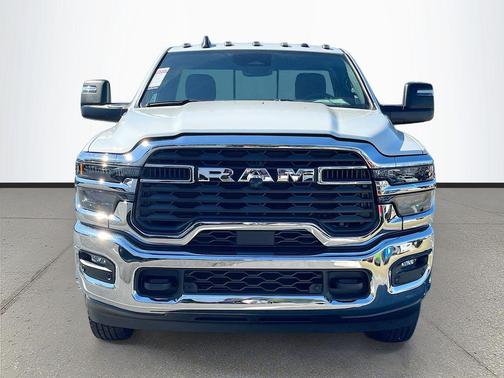 2026 RAM 3500 Tradesman Regular Cab 4x4 8' Box